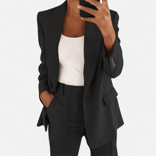Old Monchester | Women’s Two-Piece Elegant Suit – Tailored Sophistication, Modern Feminine Power